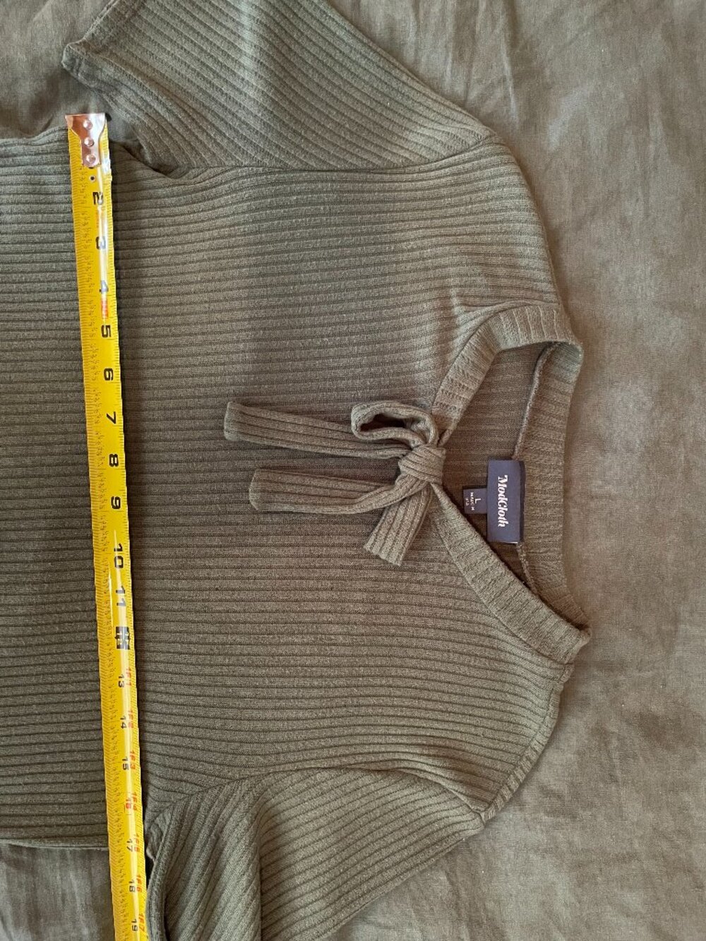 Modcloth Green Short Sleeved Sweater L - Picture 3 of 3